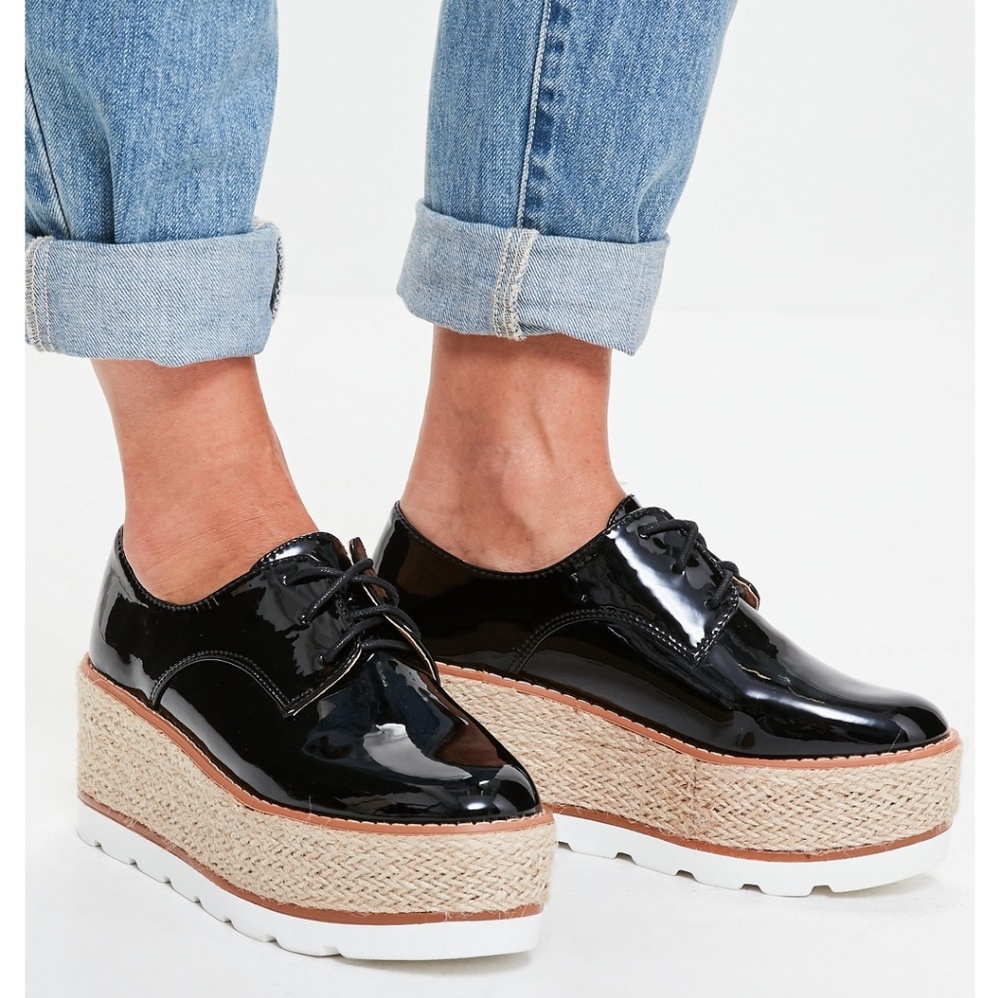 Black chunky Platform Lace Up Brogues